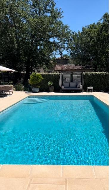 Petit Mas Provençal: Cozy Forest Retreat with Jacuzzi and Pool Saint-Paul-en-Foret Exterior photo